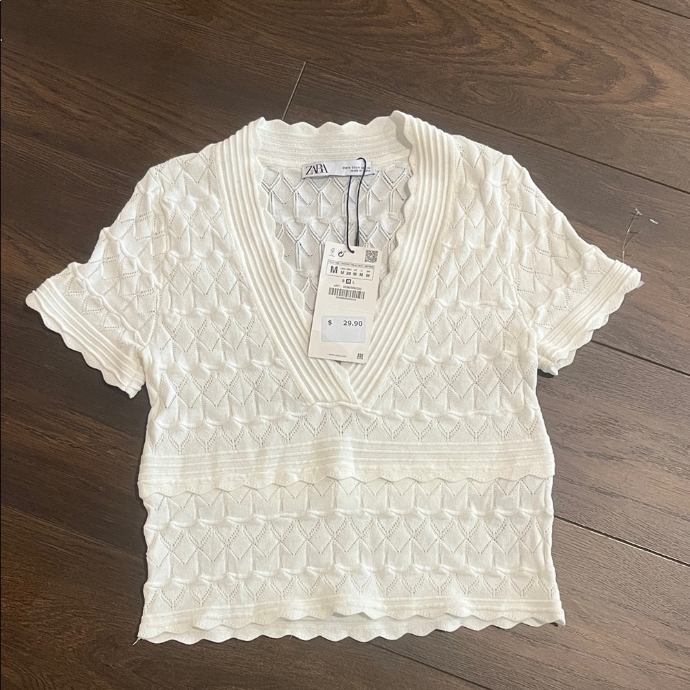 Zara Cream Textured V-Neck Blouse